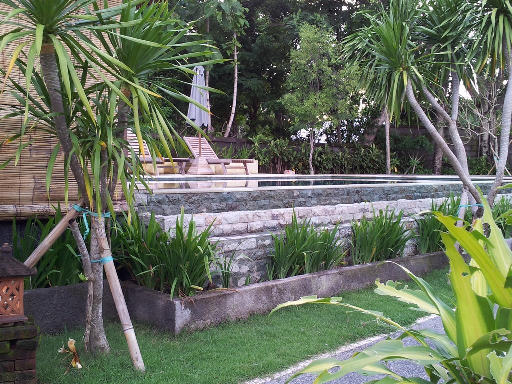 Medori Putih Homestay Uluwatu Buitenkant foto