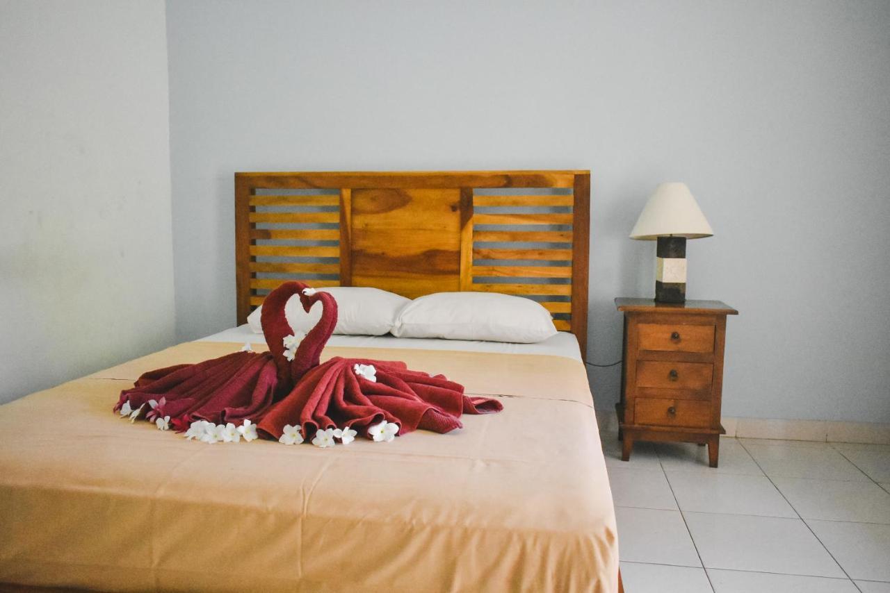 Medori Putih Homestay Uluwatu Buitenkant foto