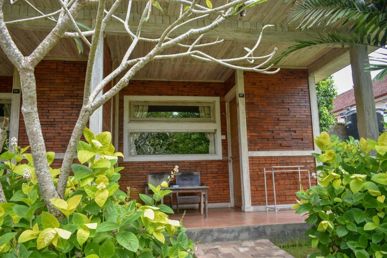 Medori Putih Homestay Uluwatu Buitenkant foto